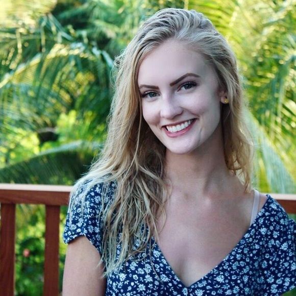 Meet your Posher, Rachel - Picture 1 of 1